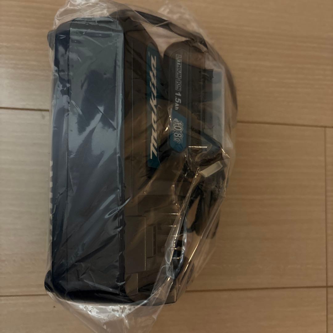 Makita 充電式扇風機 CF101D 別売りバッテリー付き