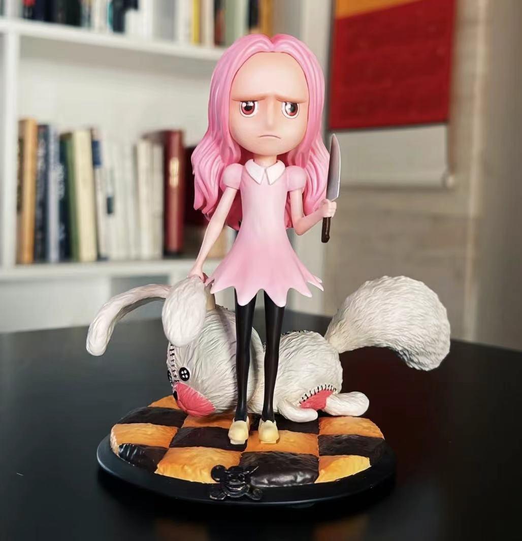 ワンピース Black シャーロット・アマンド ガレージキット スタチュー
