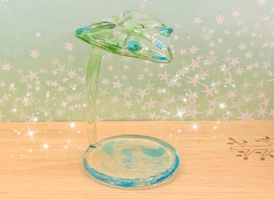 可愛い*°♡蓮の葉 台付☆ミニチュア ガラス細工☆ - メルカリ