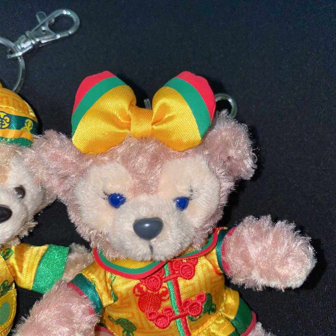 旧正月 ダッフィー シェリーメイ ぬいぐるみバッジ - メルカリ