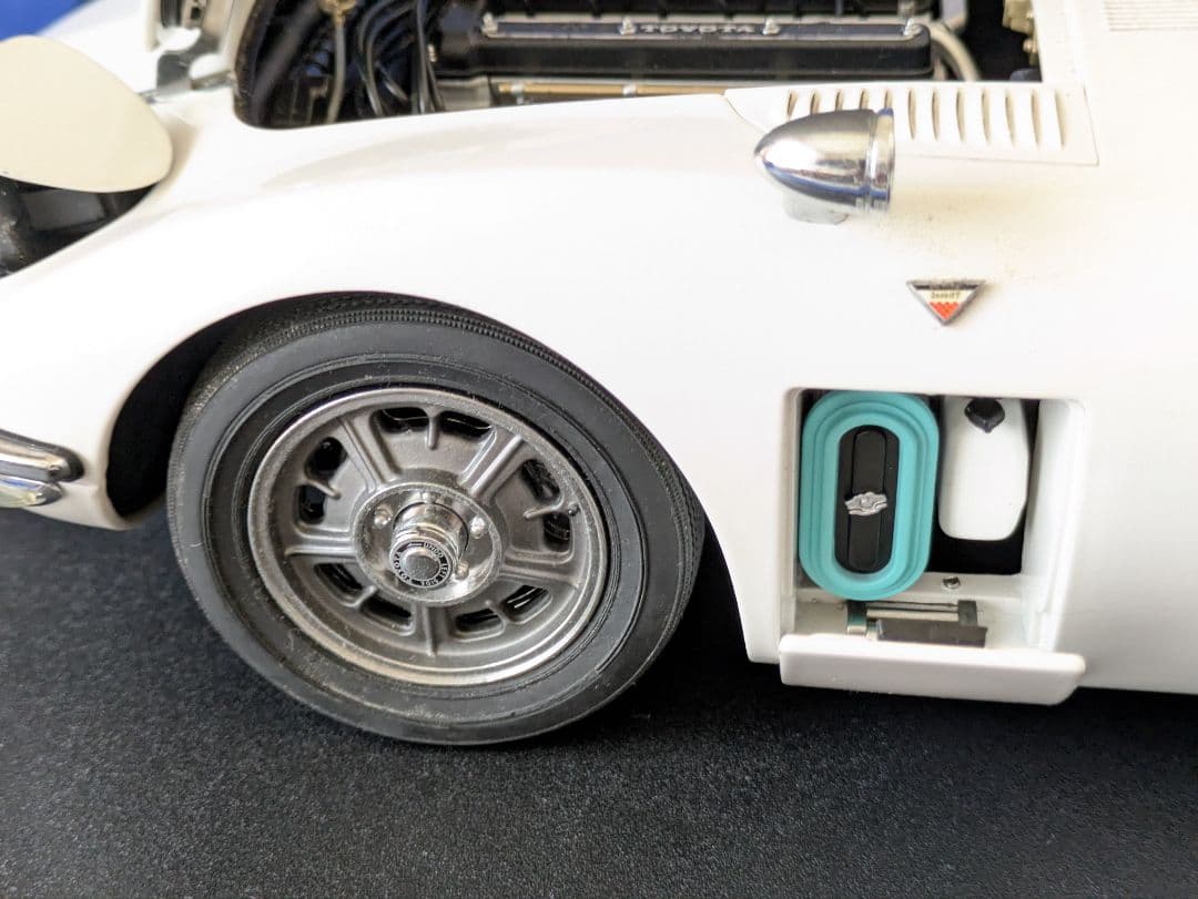 【美品】デアゴスティーニ 1/10 週刊トヨタ 2000GT ホワイト 完成品