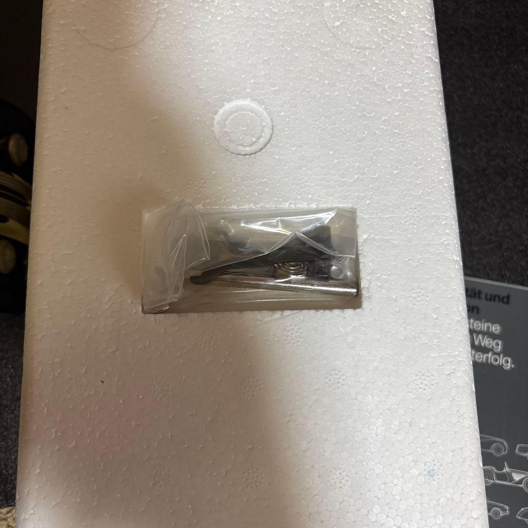 ミニカー Schuco 1/18 BMW 327 Cabriolet