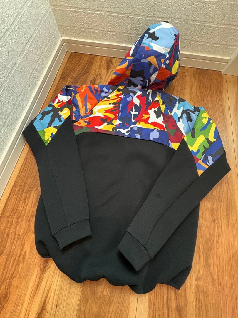 SOPH. カラフル迷彩フードジャケット　定価　約30.000円税込
