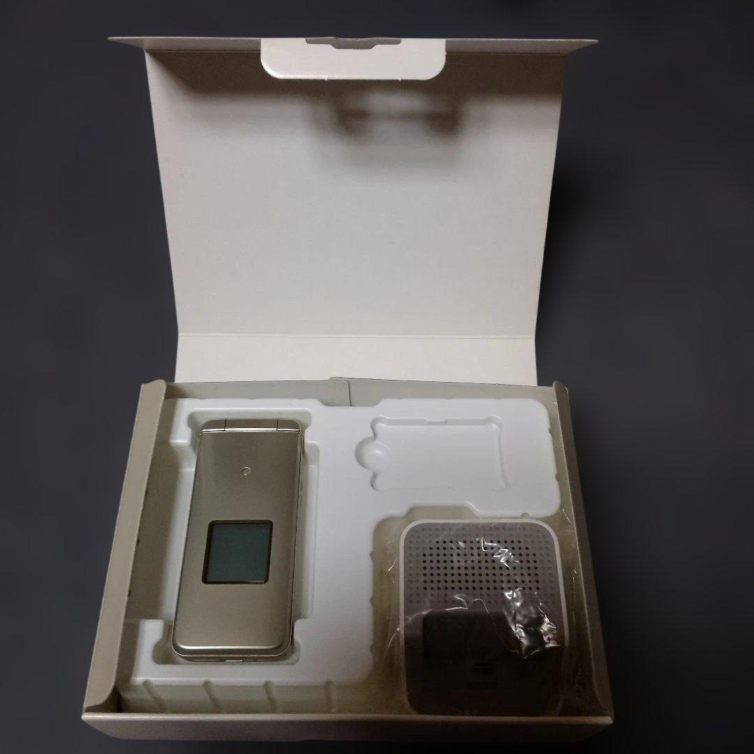 KYF43 au かんたんケータイ ゴールド