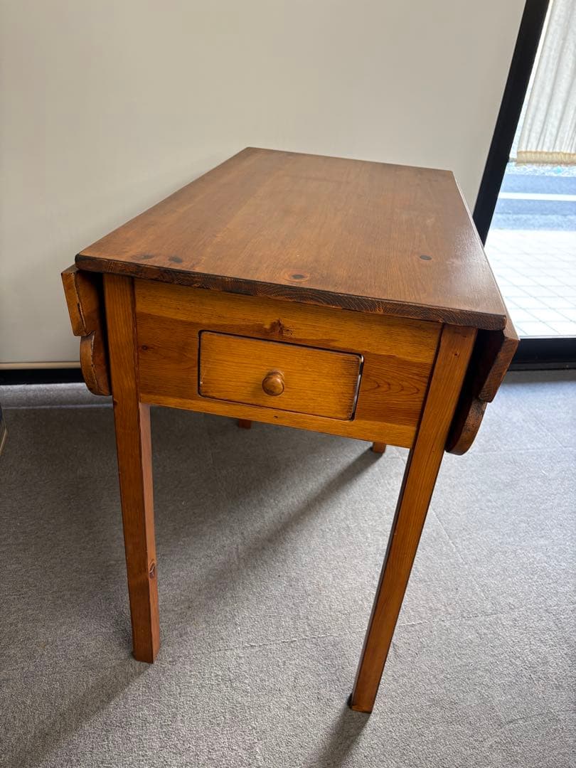 ピノ　アンファン　バタフライテーブル