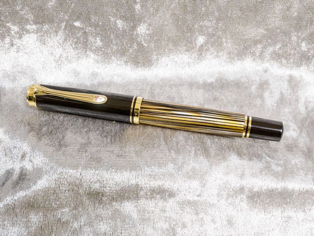 Pelikan スーベレーン M400 茶縞 ニブF 2016年発売限定品 - メルカリ