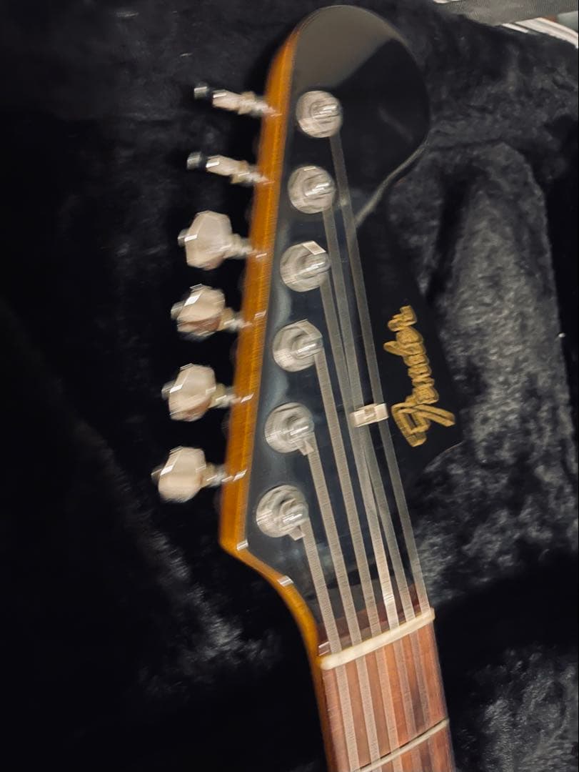 世界限定30本 Fender JAPAN MG69 HYDEモデル 極美品 送込