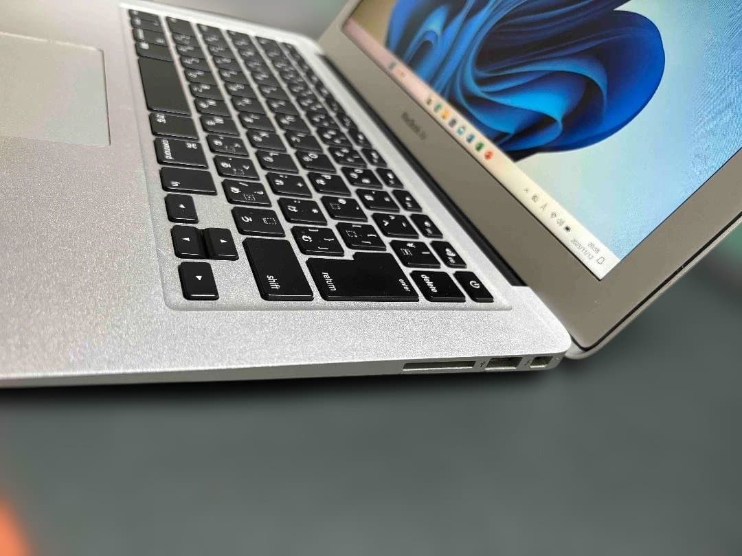 Windowsが使用できる】MacBook Air 13インチ Core i5