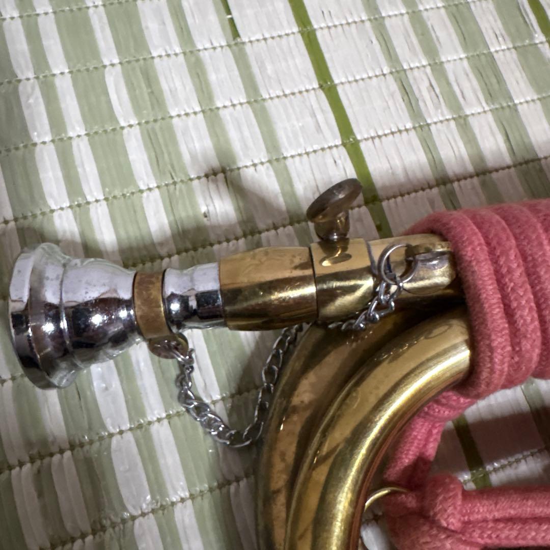 ビューグル　軍隊ラッパ　信号ラッパ　管楽器　ミリタリー　レトロ　アンティーク