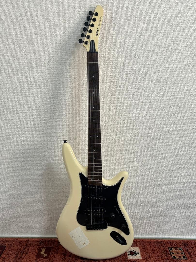 YAMAHA MG-III R エレキギター ホワイト YAMAHA MG-ⅡR エレキギター