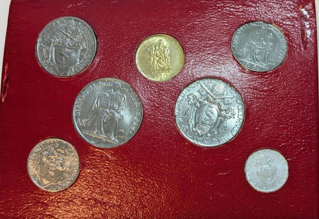 バチカン市国 硬貨セット（1941-1961） - メルカリ