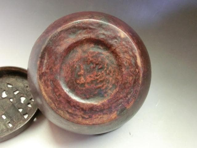 手炉□手焙り 松 門紋 透かし 古い茶道古民具古銅器 手火鉢 手あぶり