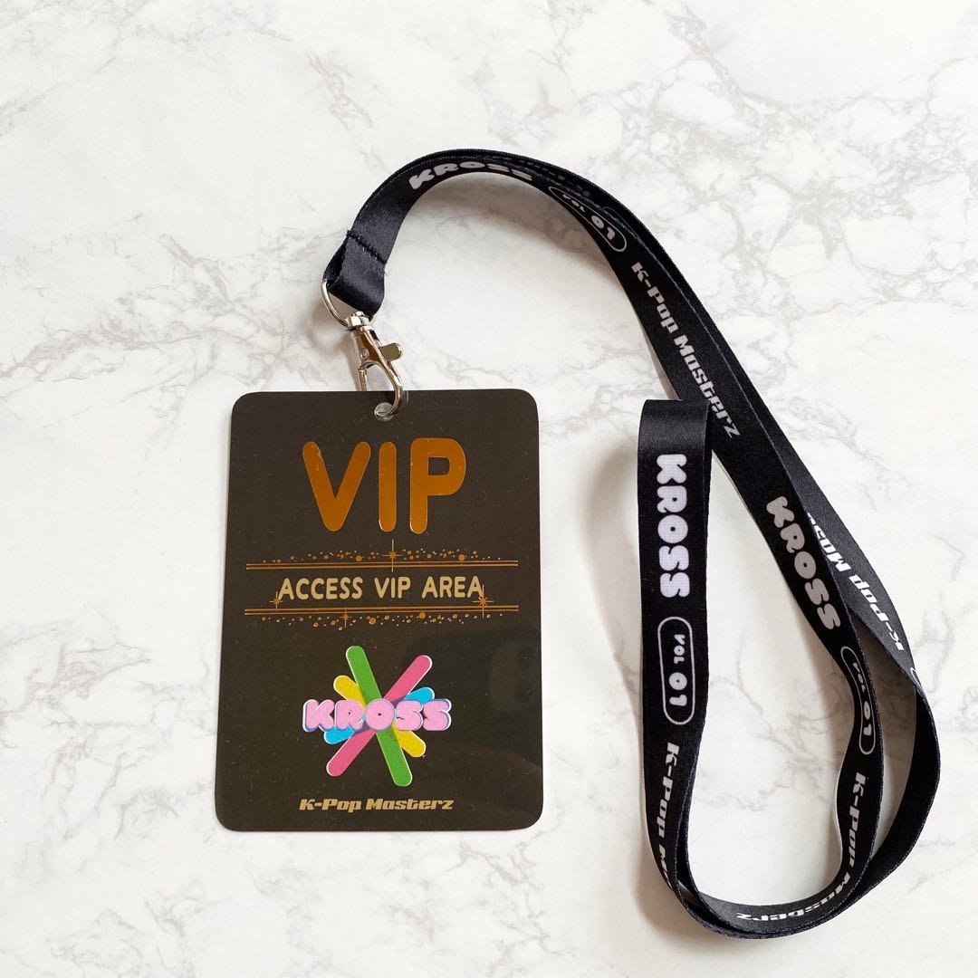 チャウヌ　サイン入りTシャツ