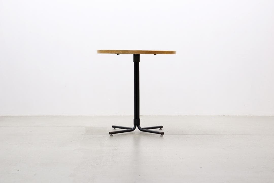 クラッシュゲート バインド タモ無垢材 ラウンド カフェテーブル アイアン