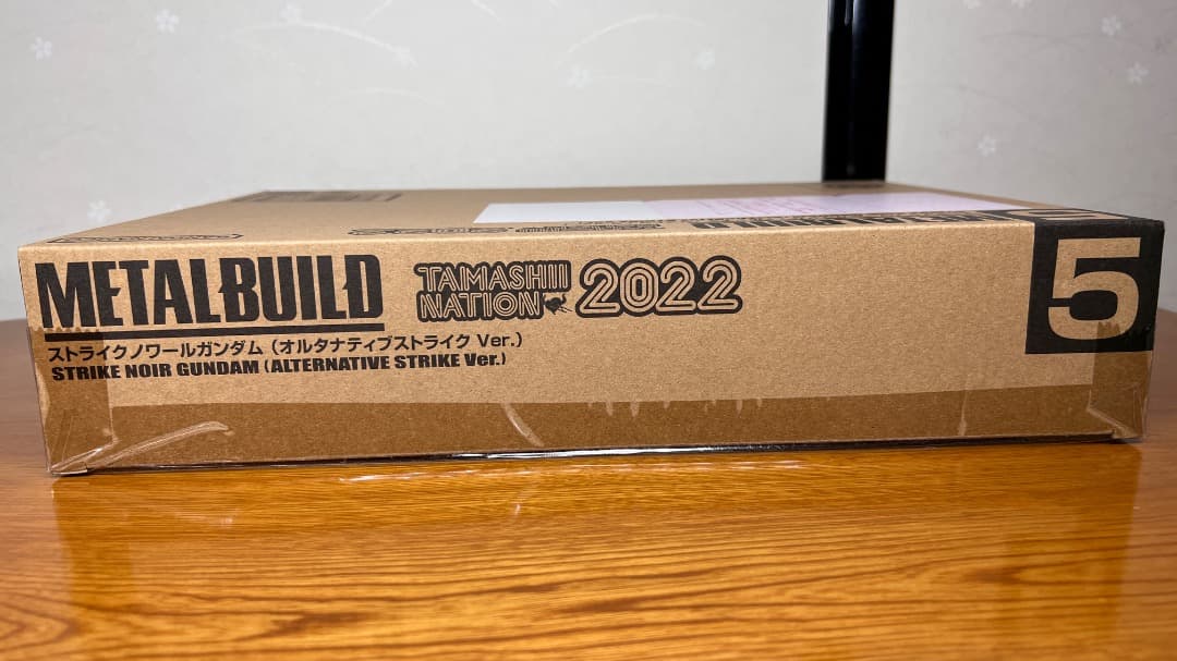 d*7様 未開封 L BUILD ストライクノワールガンダム