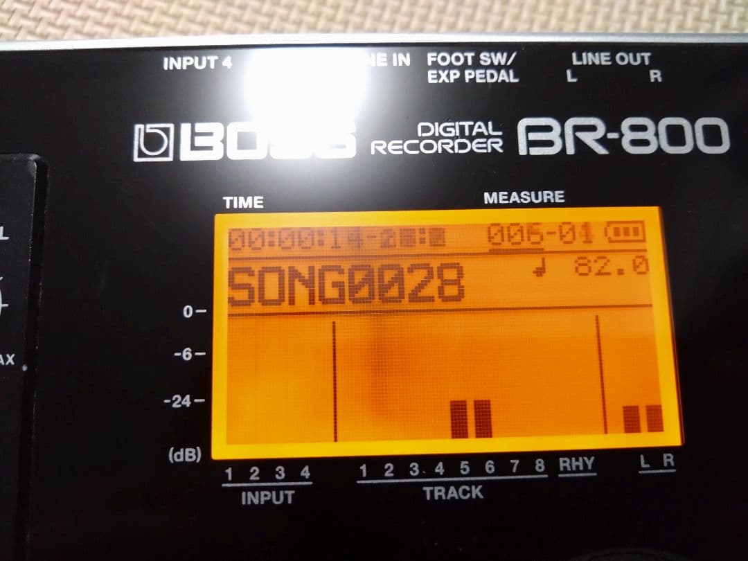 BOSS BR-800 マルチトラックレコーダー