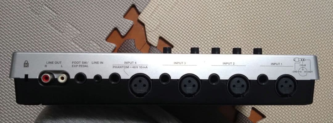 BOSS BR-800 マルチトラックレコーダー