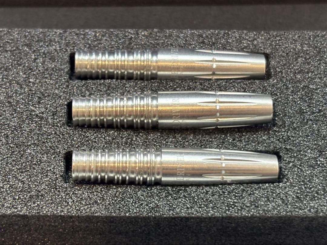 ダーツ JOKERD DOMINATOR