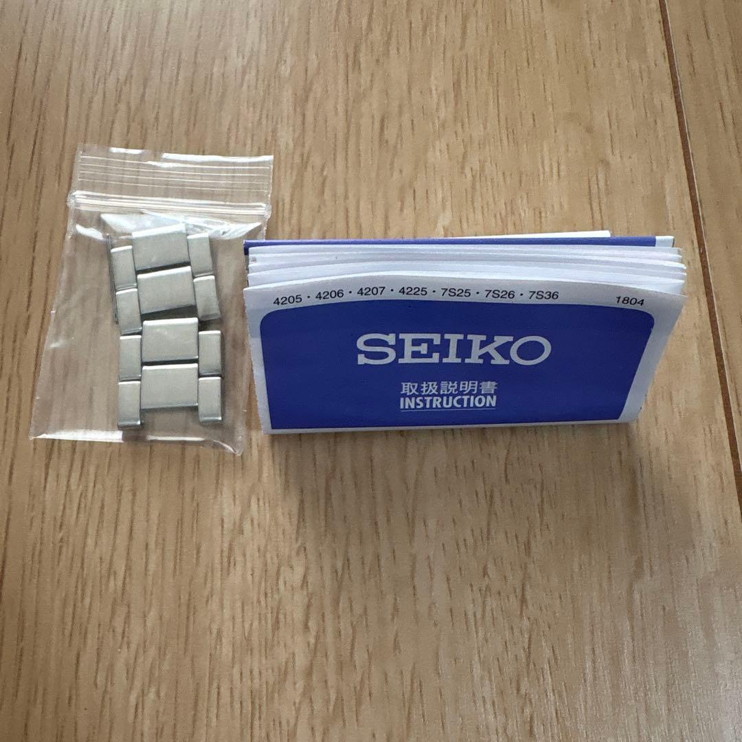 SEIKO 5 SPORTS自動巻き時計 ブラックダイヤル 100m防水