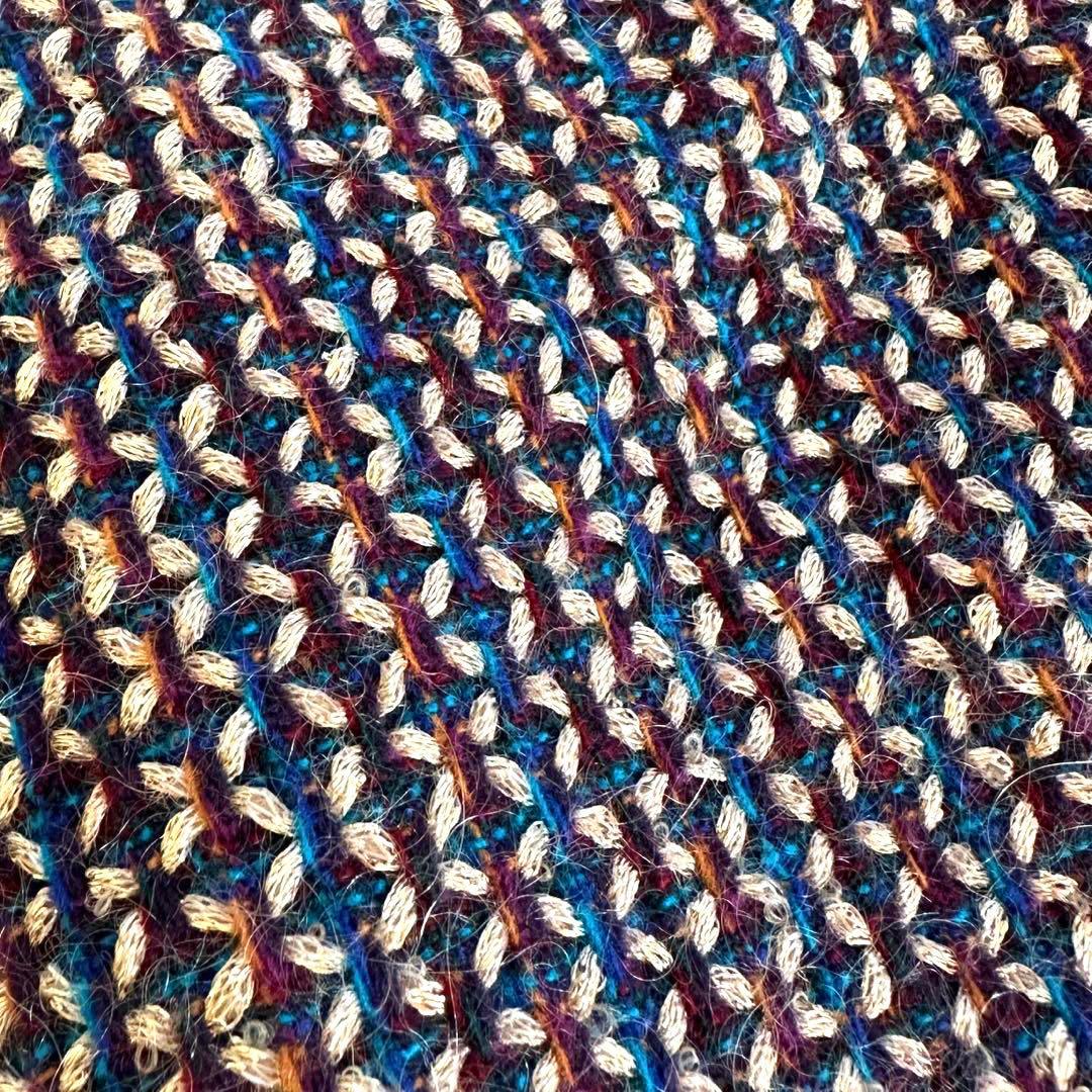 《美品》CHANEL ツイード　膝丈スカート　ウール　ライオン金具