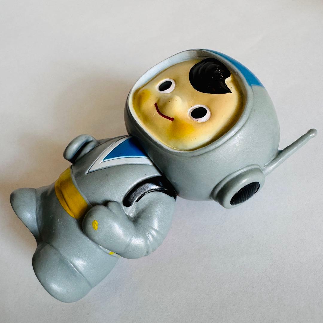 非売品】富士銀行 ぼくちゃん 宇宙飛行士 ソフビ貯金箱 ノベルティ