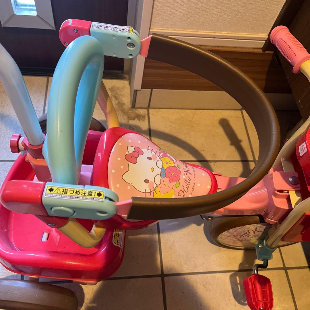 三輪車 キティちゃんの通販はau PAY マーケット - 輸入雑貨のネット