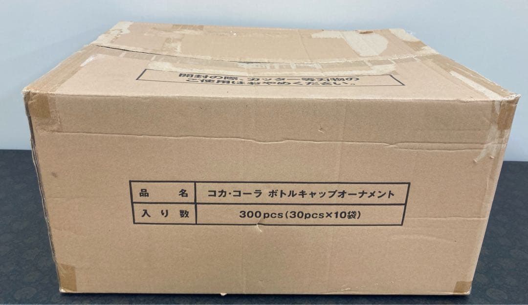 コカ・コーラ ボトルキャップオーナメント 300個　クリスマスチャーム