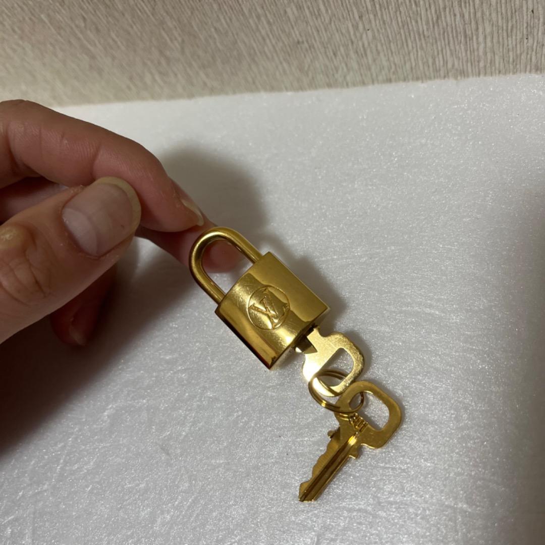 ルイヴィトン カデナ＆キー 南京錠 No.301 中古品 (63105) ルイ