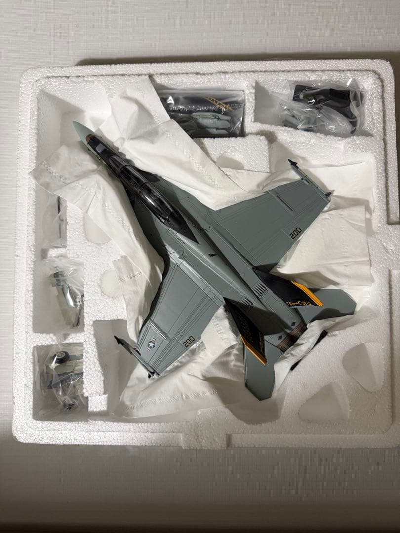 【未使用】1/72スケール F/A-18F スーパーホーネット