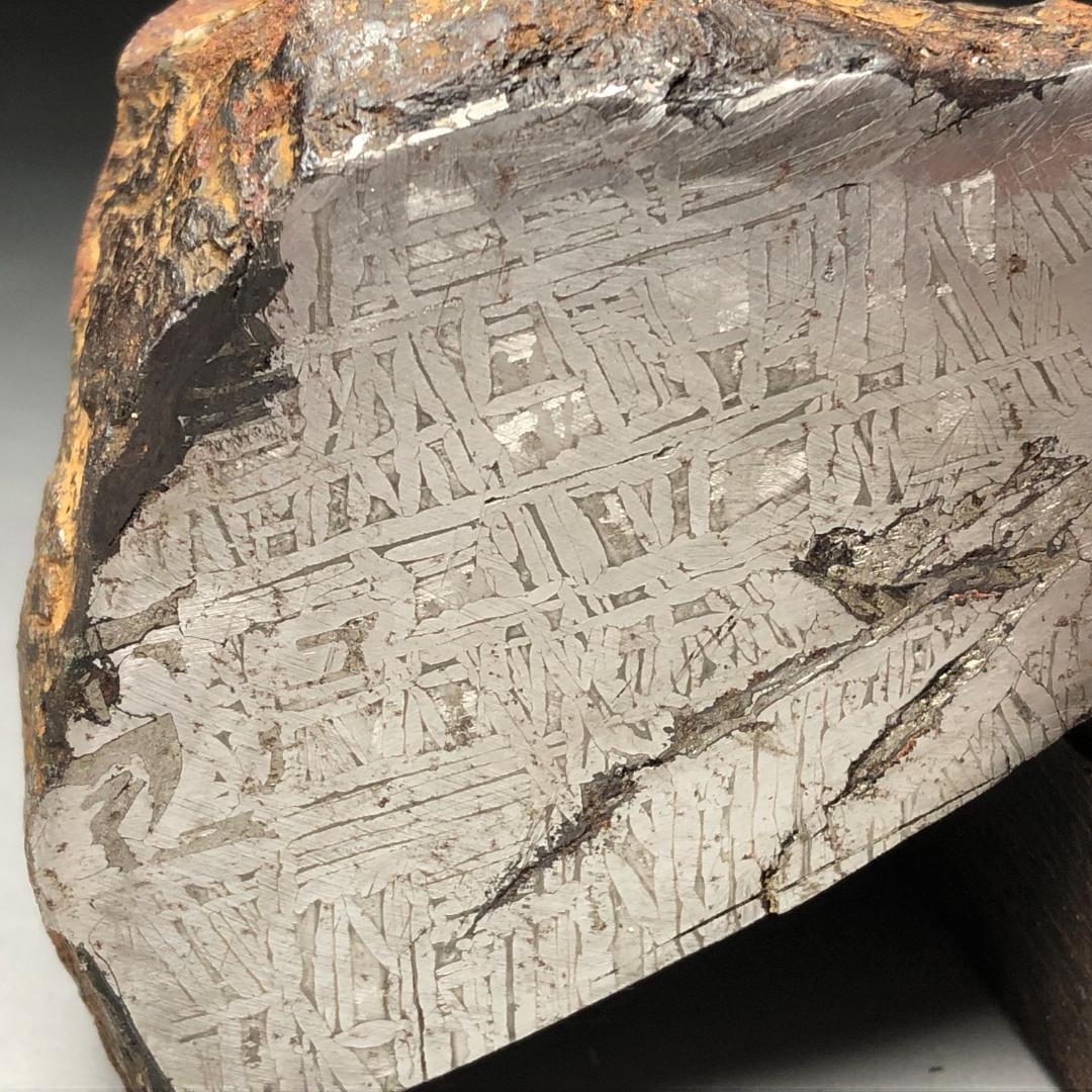 アルタイ隕石 大型隕石 鉄隕石 外皮付き隕石 ナチュラル 原石 重さ約