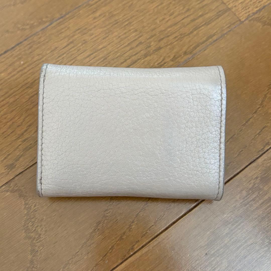 PRADA 3つ折り財布
