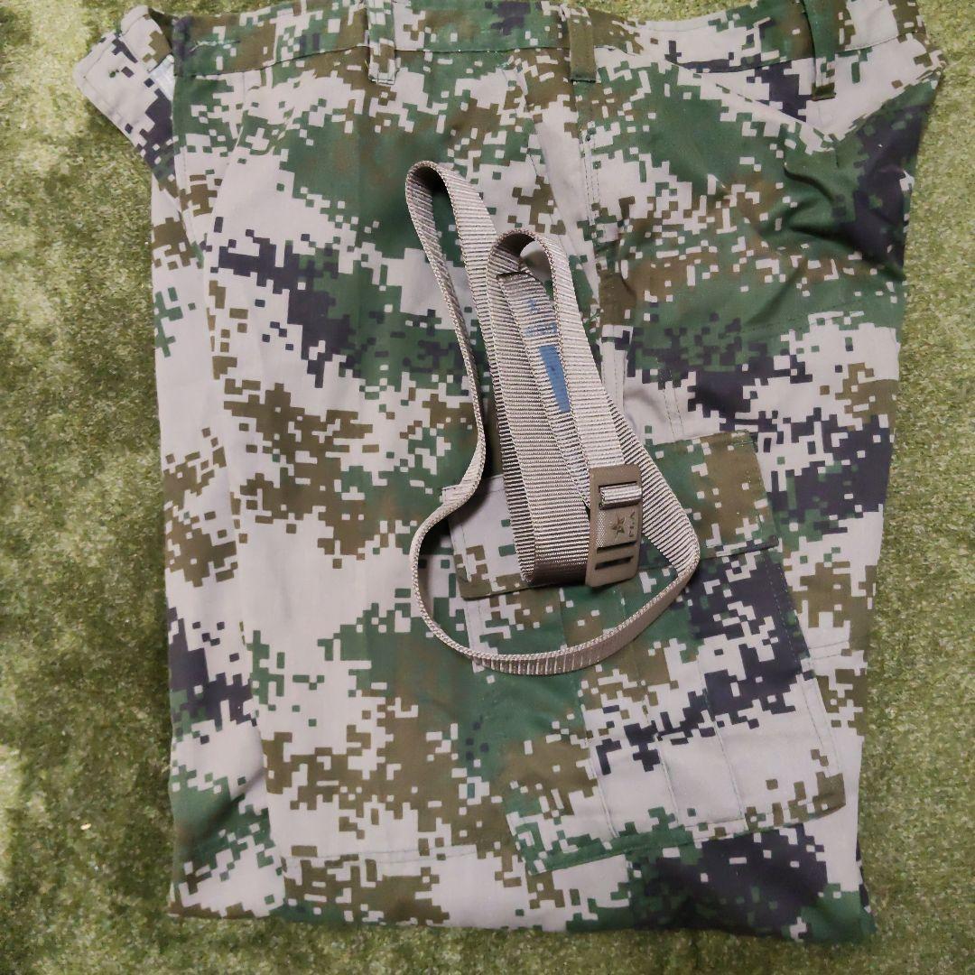 中国人民解放軍 07式林地迷彩服 実物 上下+戦闘服ズボン用ベルト