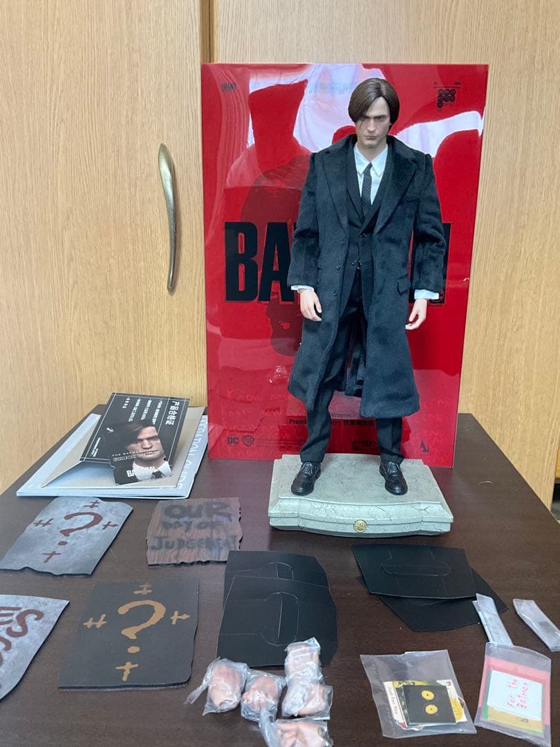 INART 1/6 ザ バットマン ブルース ウェイン プレミアム版 植毛ヘッド