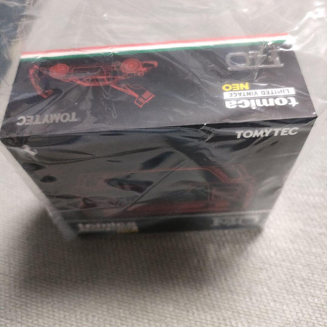 トミカ TLV Ferrari F40 (1989) NEO 新品未開封品