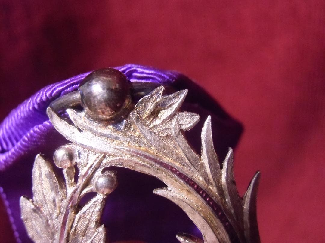 Fフランスの勲章＊アカデミー/教育勲章＊騎士級（実物） - メルカリ