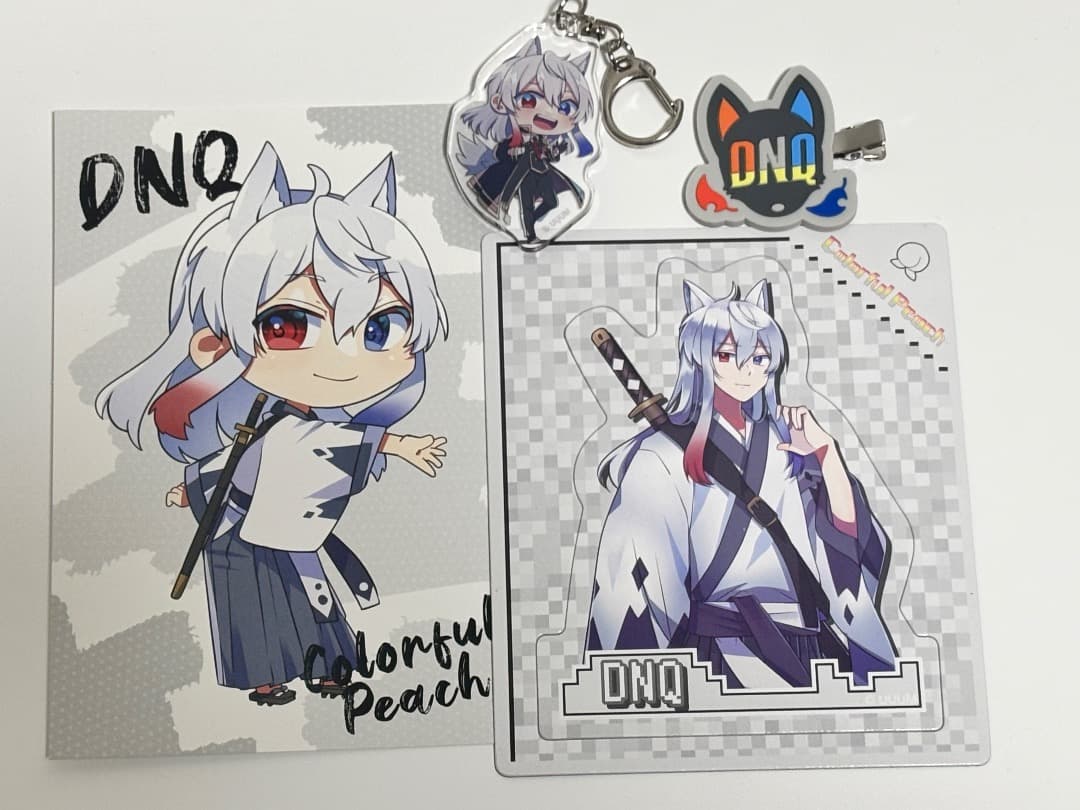 カラフルピーチグッズ