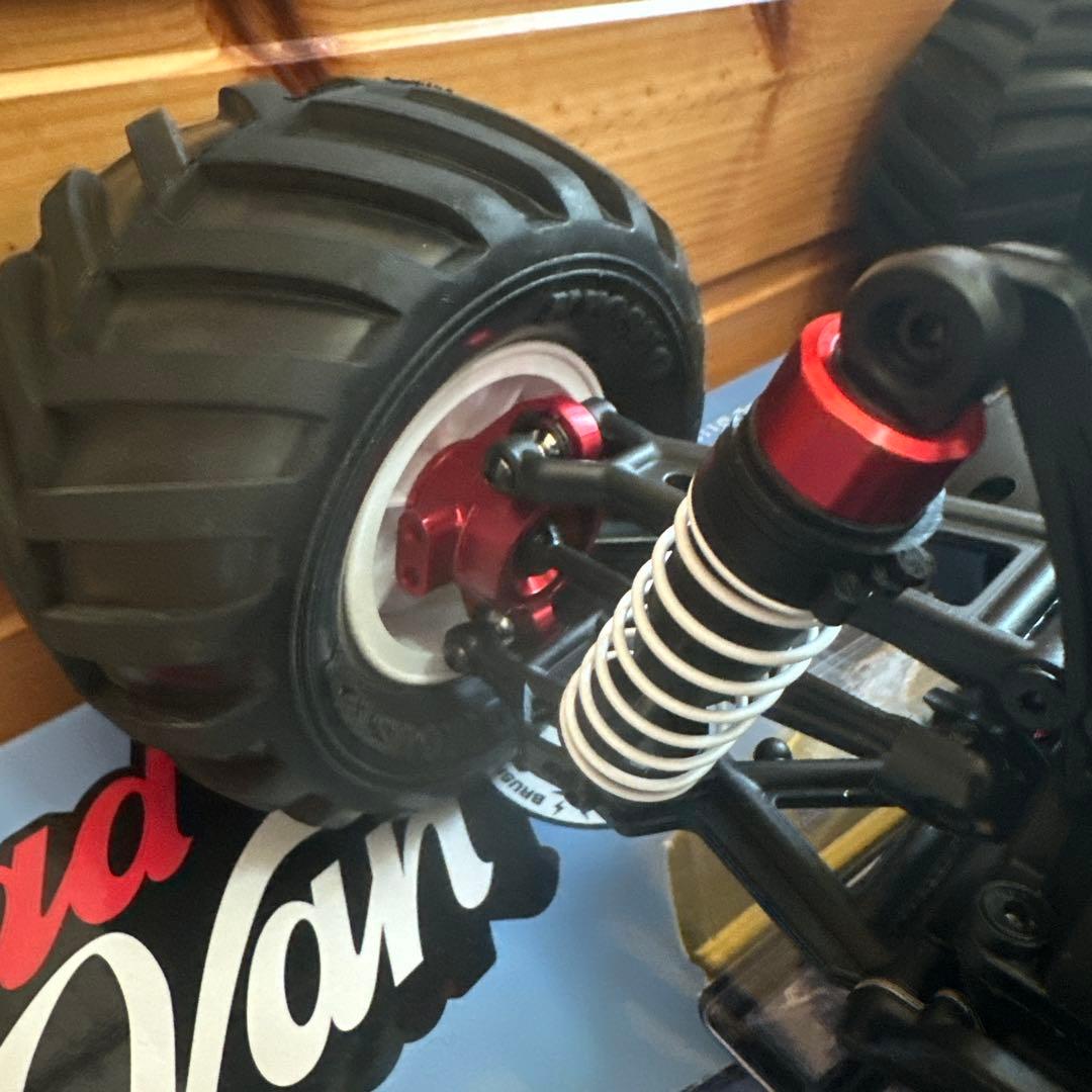 ⭐️美品⭐️KYOSHO マッドバンVE カスタム多数✨ラジコンカー