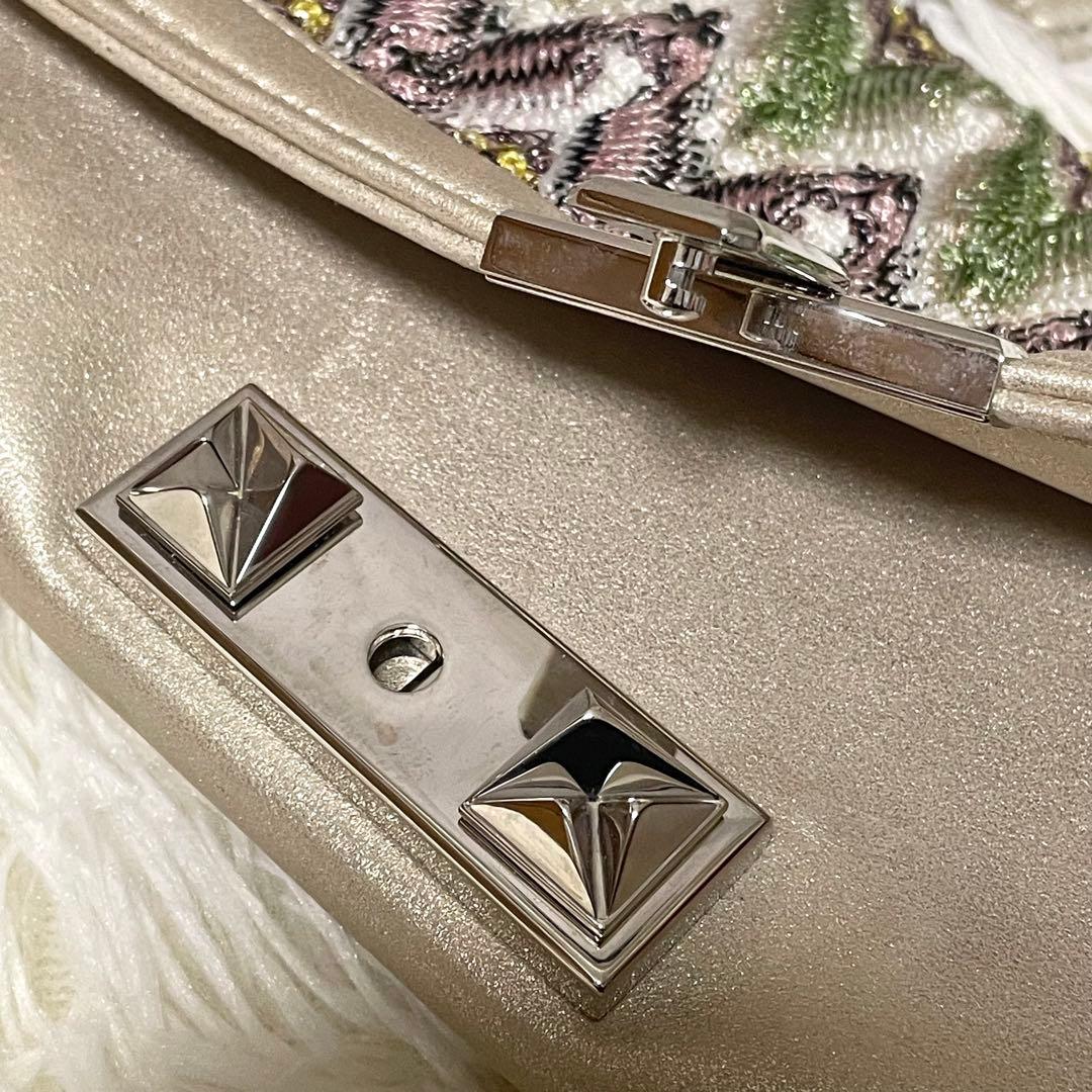 美品 ミッソーニ チェーンショルダーバッグ ジグザグ ジャガード フラップ 金色