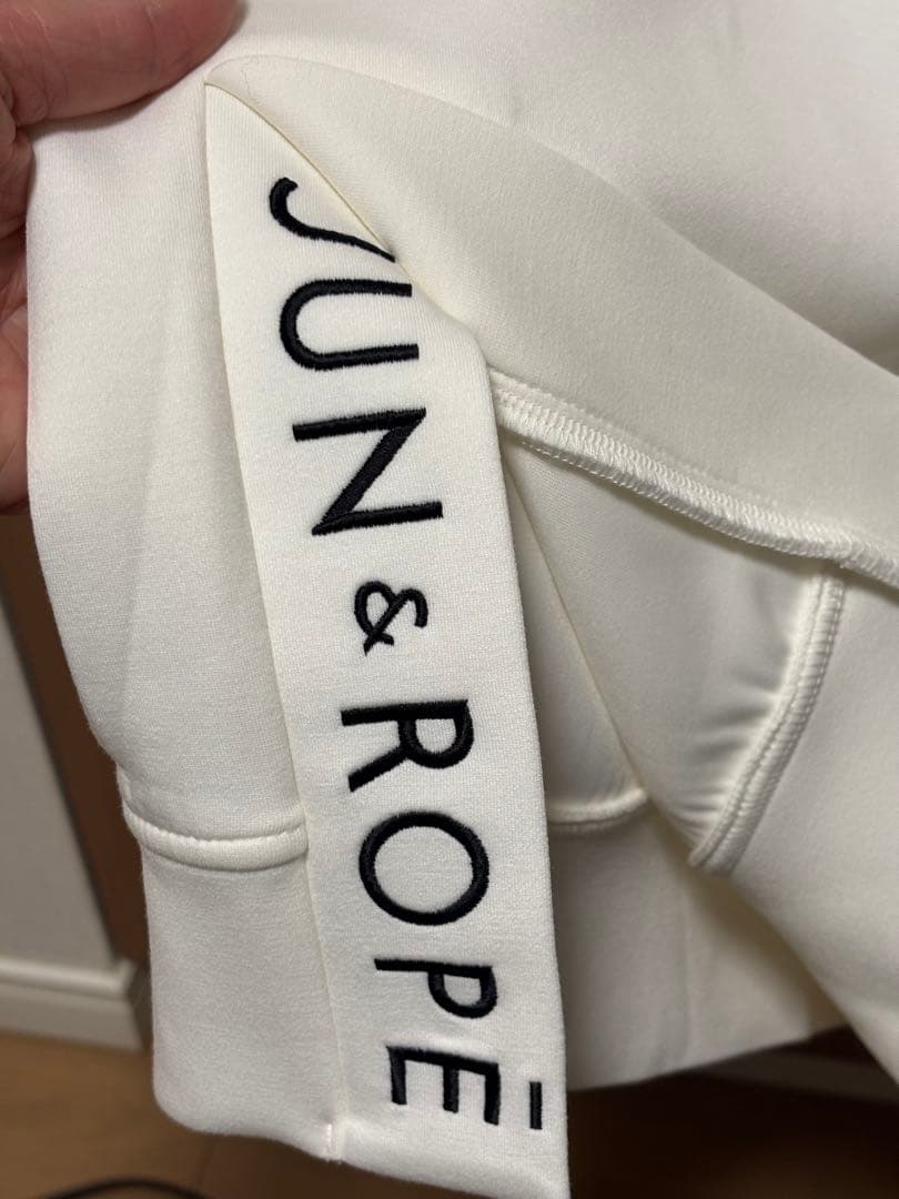 【美品】JUN & ROPE プルオーバー ホワイト Mサイズ ゴルフウェア