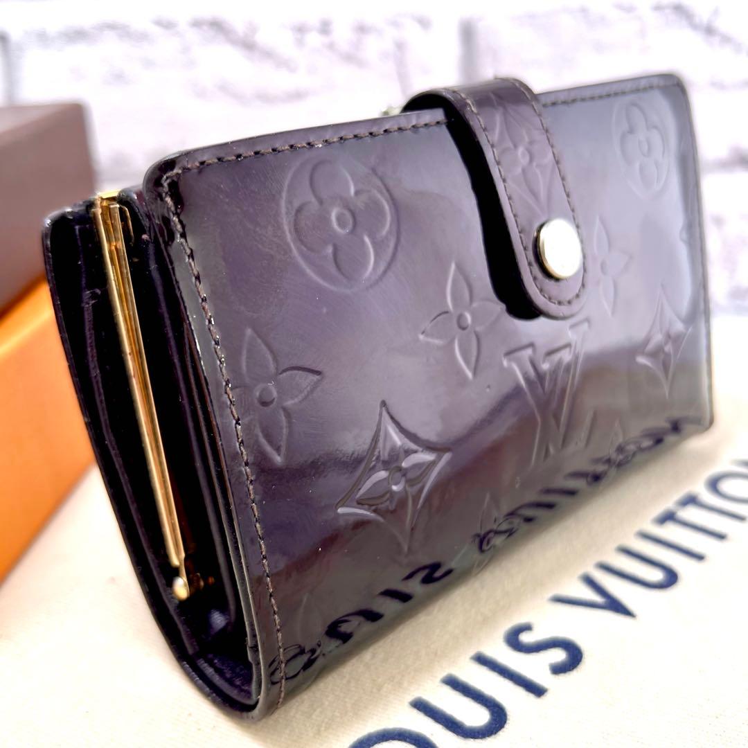 ルイヴィトン ヴェルニ ポルトフォイユ ヴィエノワ アマラント がま口