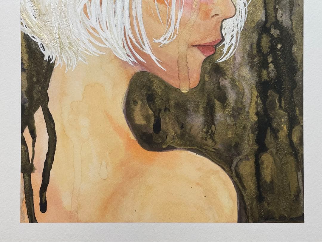 泣いている女性の絵