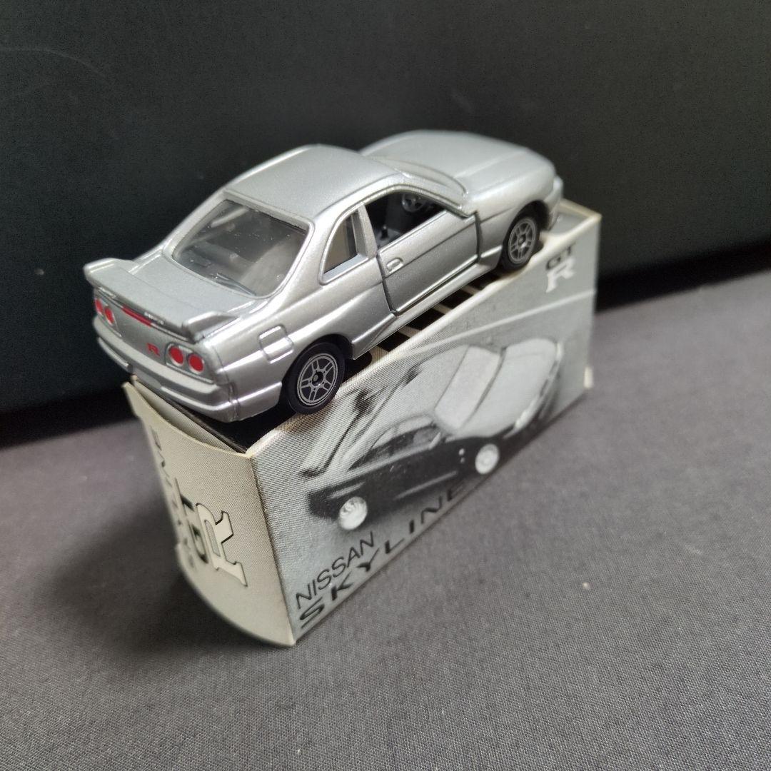 アイアイアド特注トミカ　R33スカイライン　GT-R　2台セット
