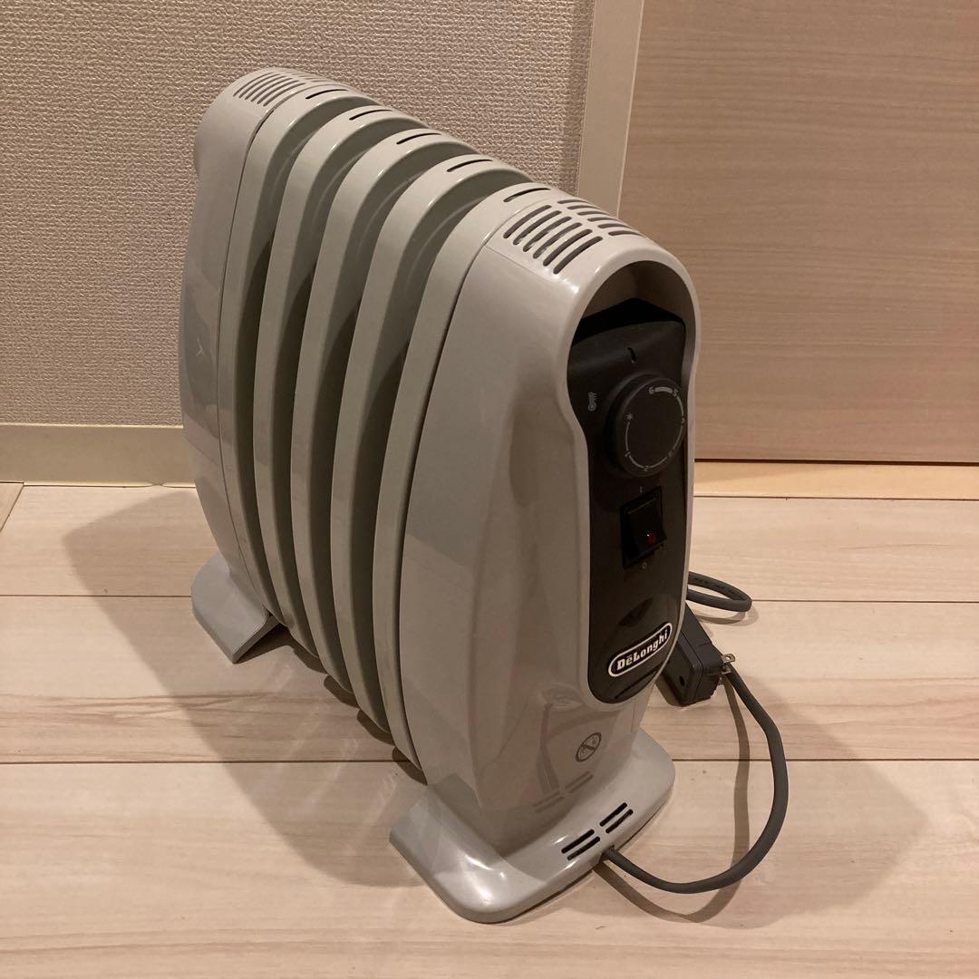 De'longhi オイルヒーター RHJ01A0505-DWDeLonghi オイルヒーター