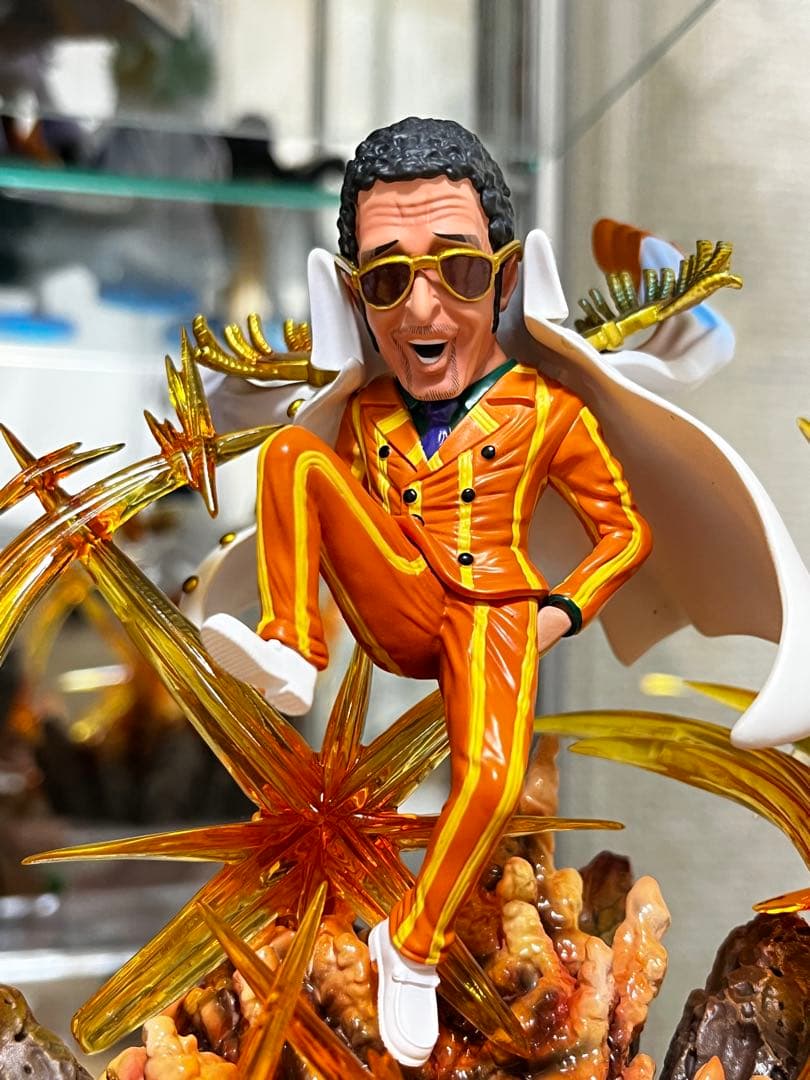 ワンピース　フィギュア　黄猿　ボルサリーノ　海軍大将　ガレージキット　海外