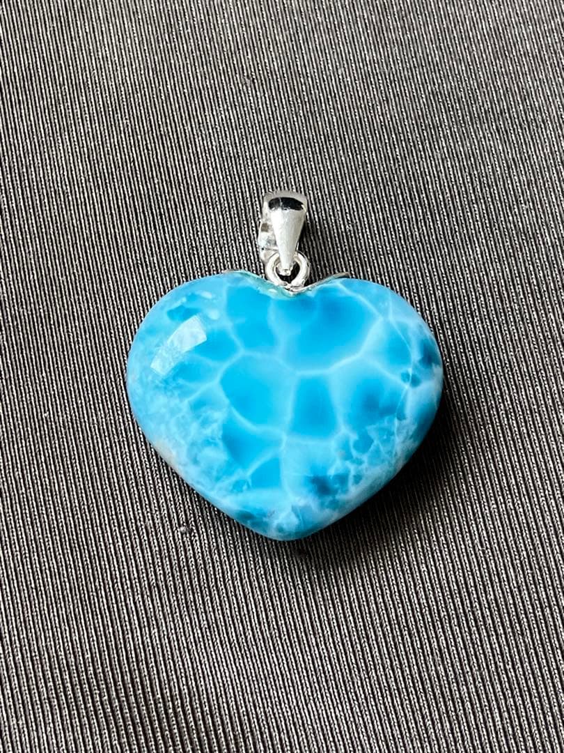 天然石☆高品質！ラリマーハート型ペンダントトップ☆濃いブルー＆模様