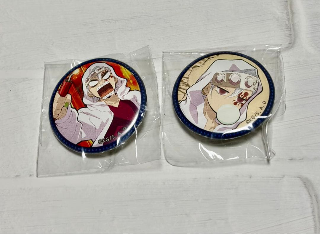 鬼滅の刃 キメツ学園 くじ引き缶バッジ 宇髄 - メルカリ