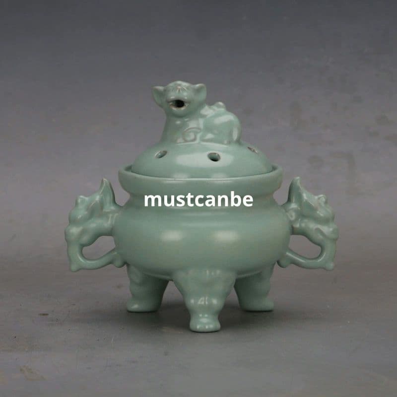 宋汝窯清涼寺青釉猊下透かし香炉 室内薫香炉 現代工芸品 置物 宋汝窯清涼寺青釉猊下透かし香炉 室内薫香炉 現代工芸品 置物