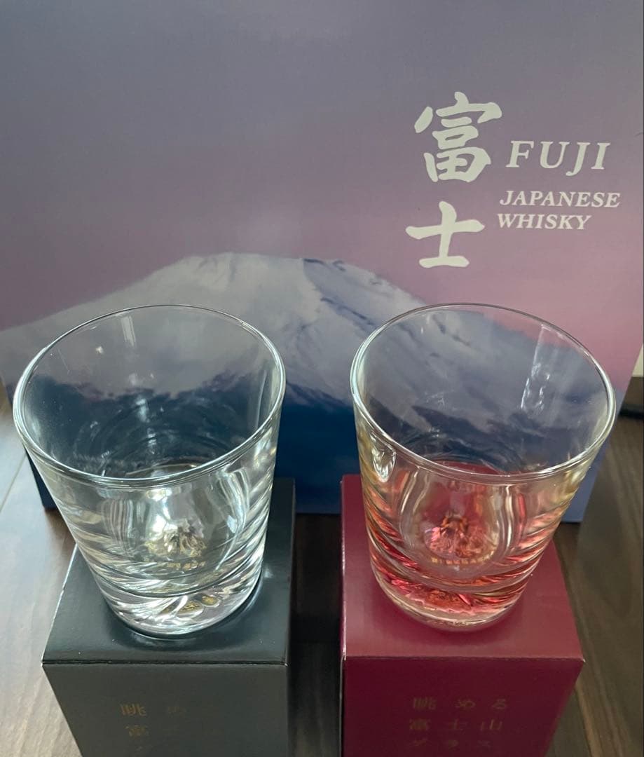 キリン ジャパニーズウイスキー 富士グラス付き 化粧箱入り（贈答品に