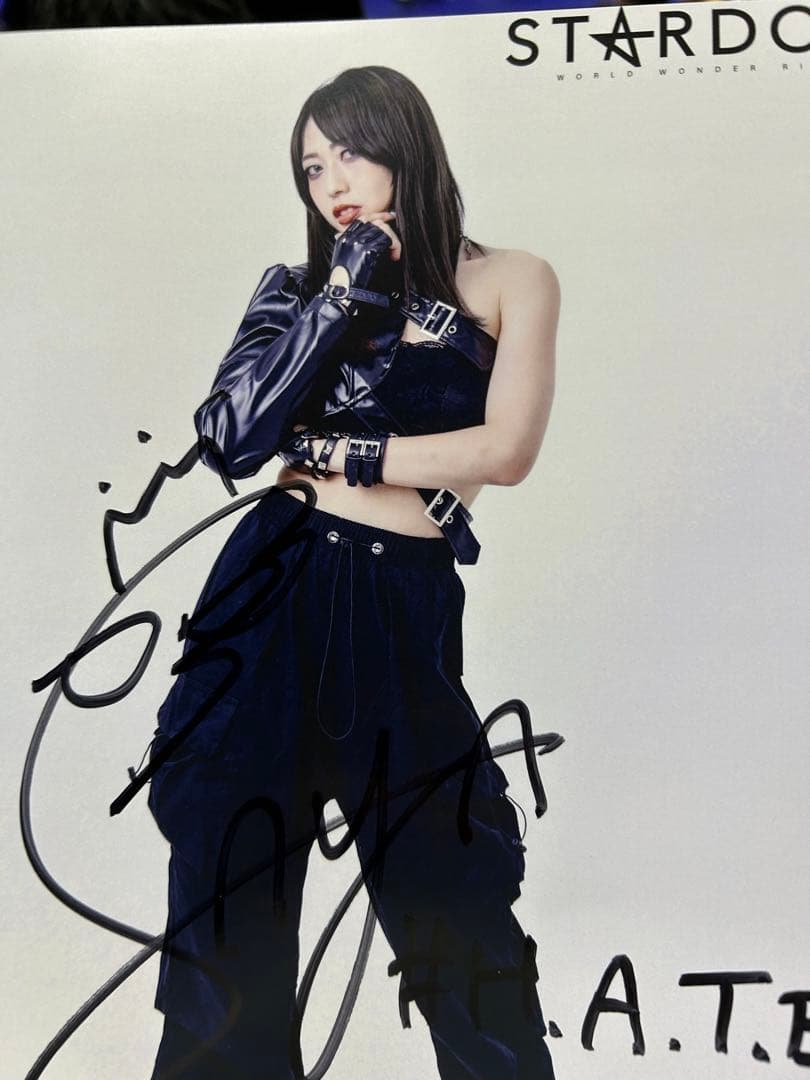 STARDOM 上谷沙弥　ポートレート