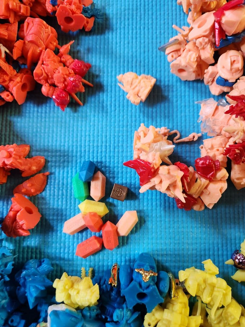 じゅんぺい様専用 ガン消しまとめ売り パーツ多数あり - メルカリ